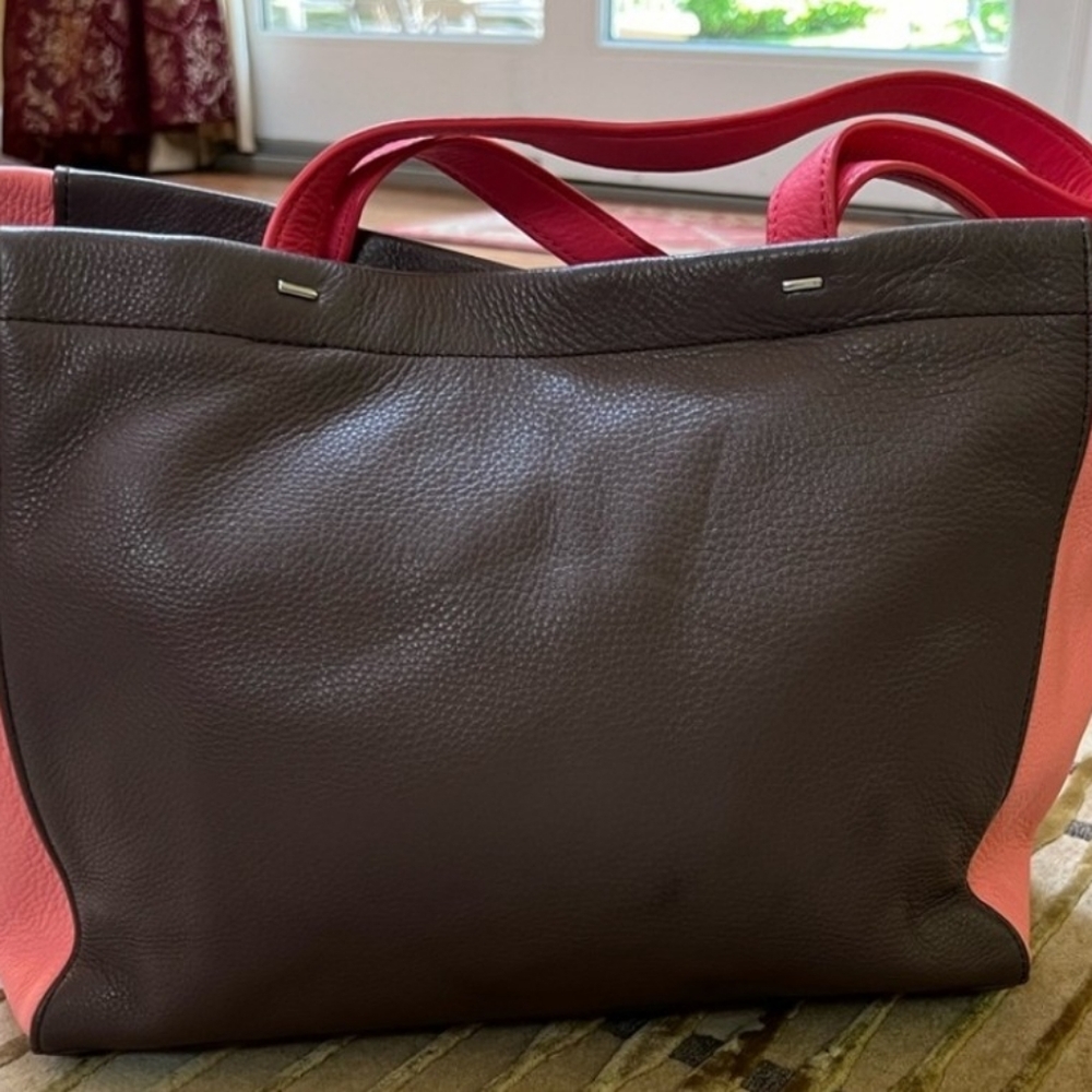 Marc Jacobs Leather Tote Bag